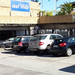 Parkdeck an den Landungsbrücken gesperrt